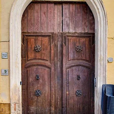 Bed and Breakfast Tommaso Fazello Residenza Artistica *